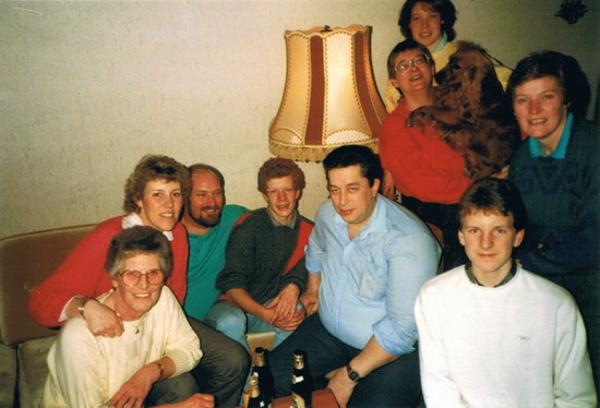 235 familiehuesten